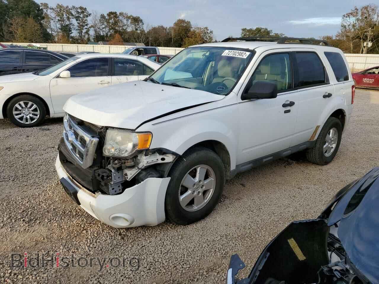 Фотография 1FMCU0D71BKC54392 - FORD ESCAPE 2011