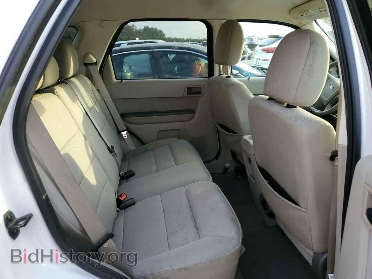 2011 FORD ESCAPE - VIN: 1FMCU0D71BKC54392 - Фото 11