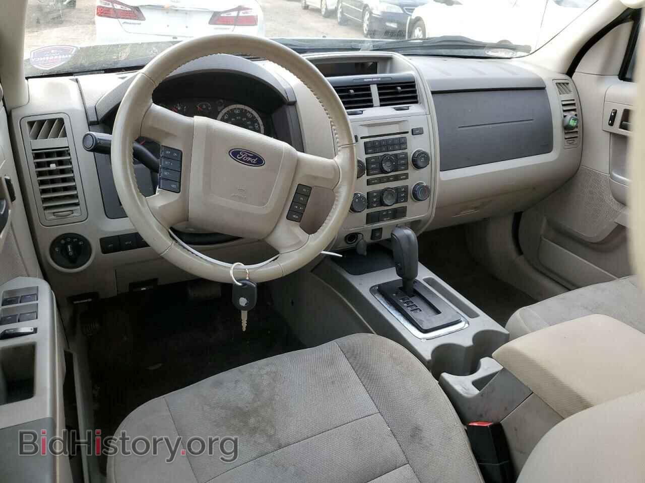 2011 FORD ESCAPE - VIN: 1FMCU0D71BKC54392 - Фото 8