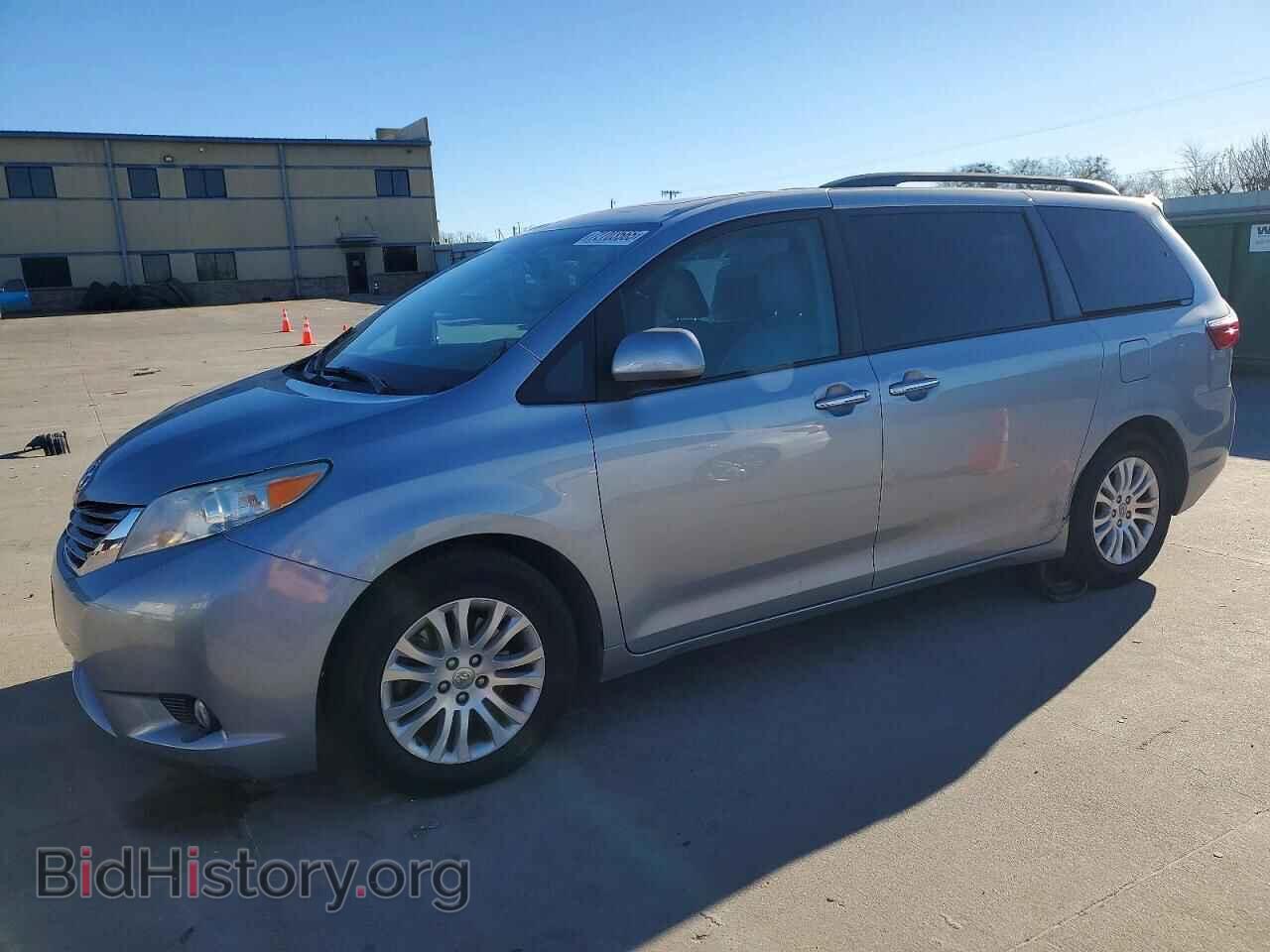 Photo 5TDYK3DC5FS685105 - TOYOTA All Models 2015