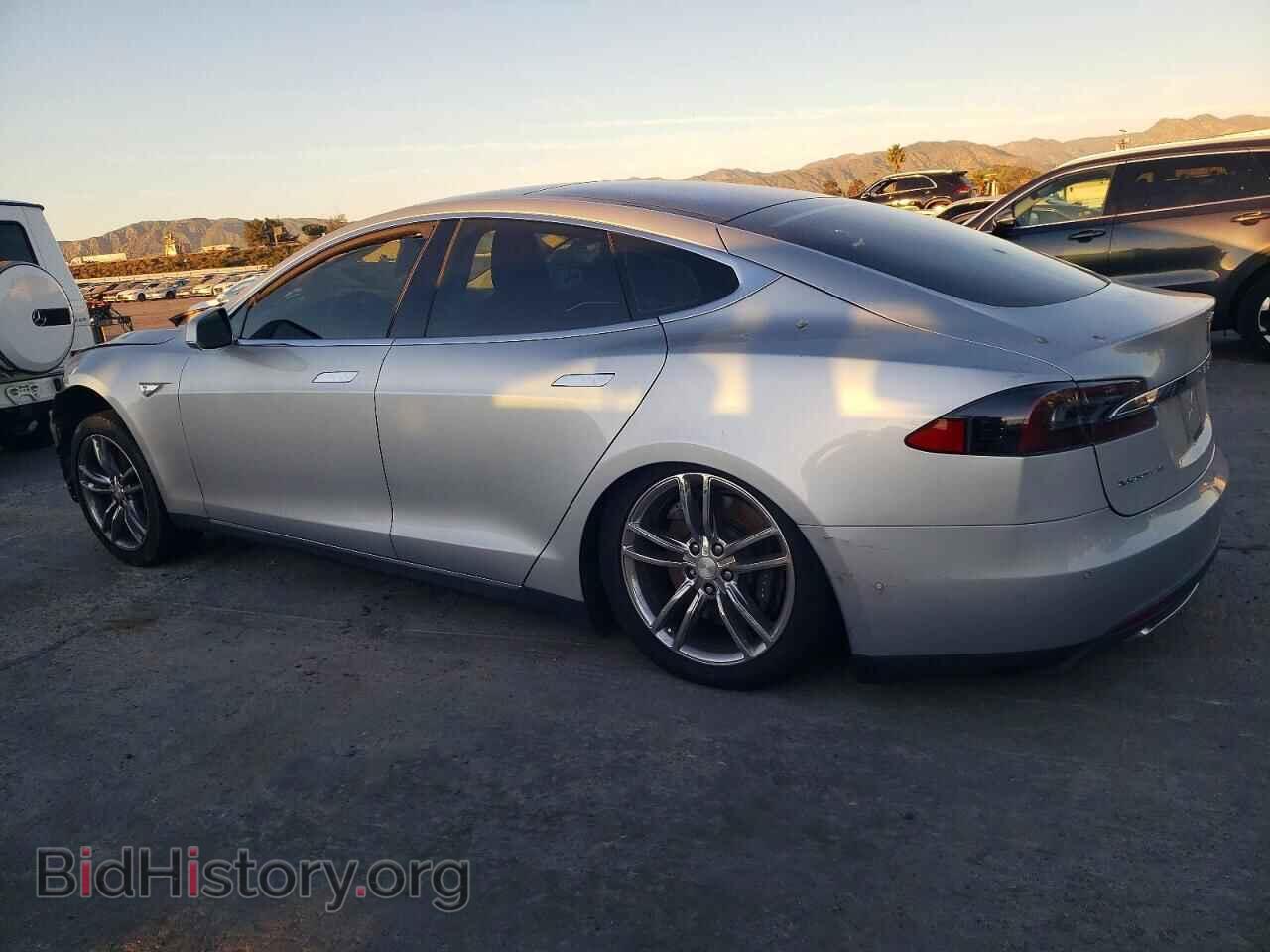 2014 TESLA MODEL S - VIN: 5YJSA1H12EFP61291 - Фото 2