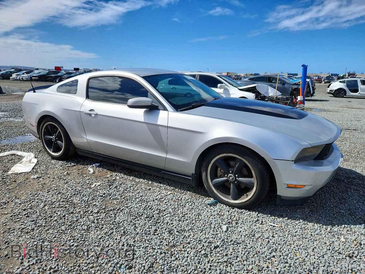 2010 FORD MUSTANG - VIN: 1ZVBP8AN3A5114881 - Photo 4