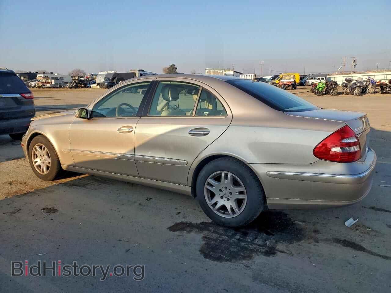 2005 MERCEDES-BENZ E-CLASS - VIN: WDBUF65J95A716318 - Фото 2