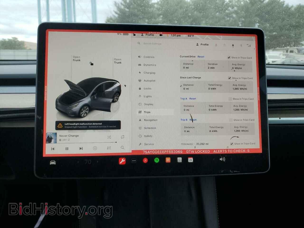 2023 TESLA MODEL Y - VIN: 7SAYGDEE6PF683069 - Photo 9
