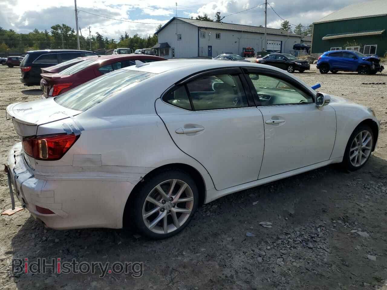 2011 LEXUS IS - VIN: JTHCF5C25B5050161 - Photo 3