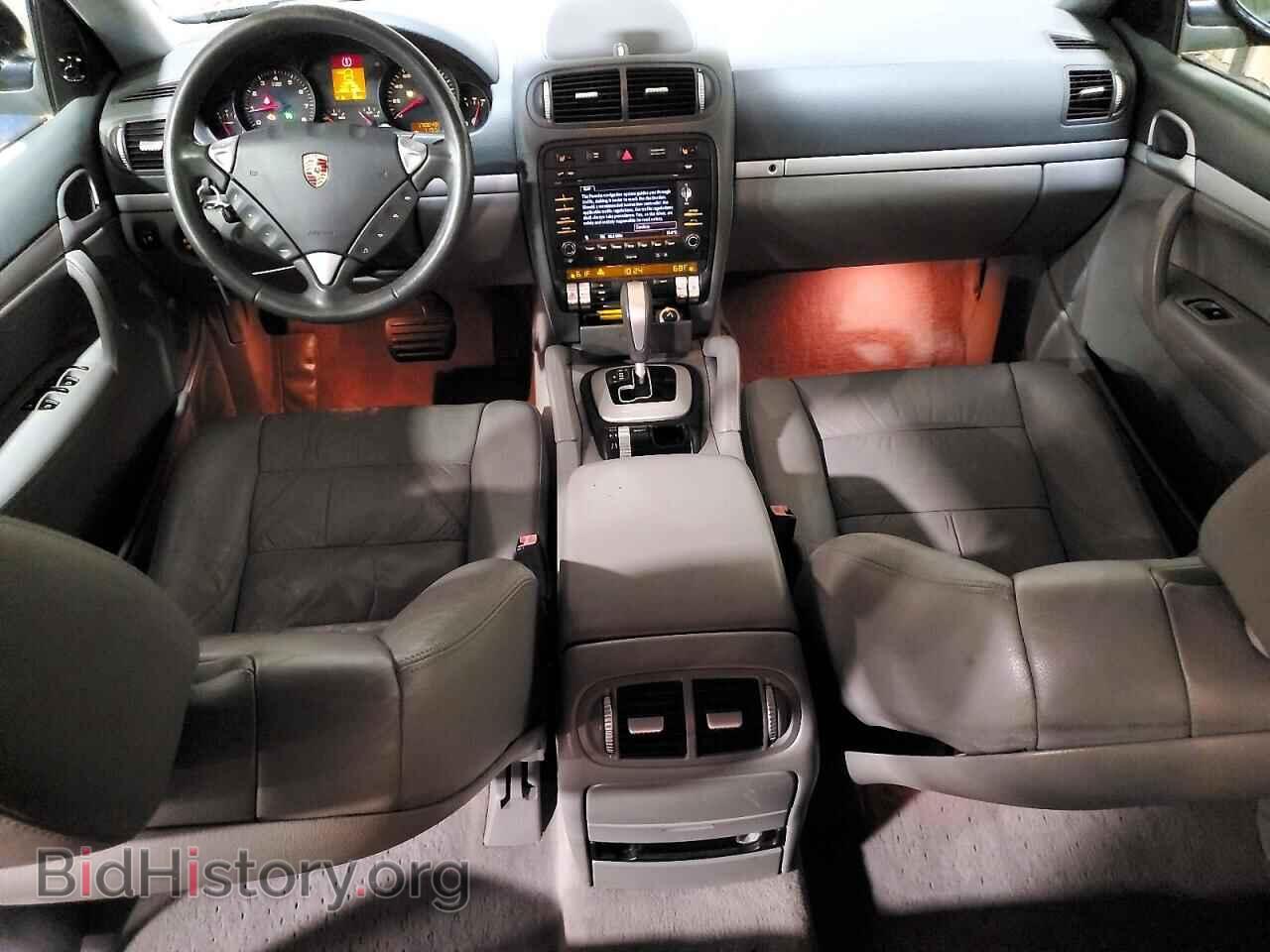 2010 PORSCHE CAYENNE - VIN: WP1AA2AP7ALA05851 - Фото 8