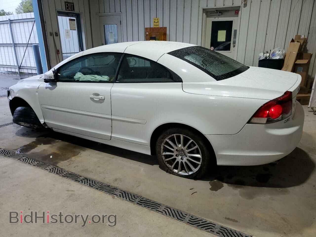 2009 VOLVO C70 - VIN: YV1MC67239J075800 - Фото 2