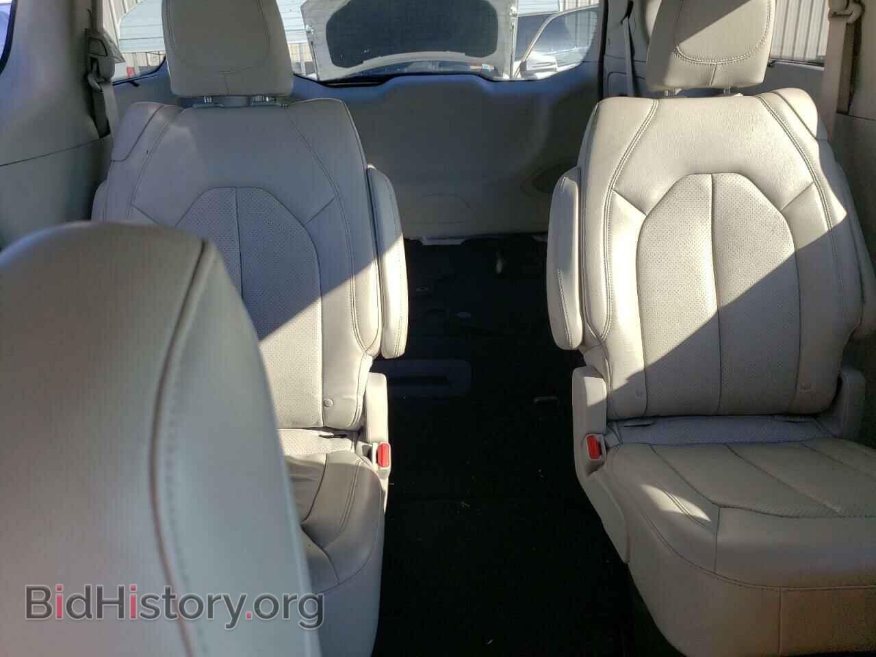 2018 CHRYSLER PACIFICA - VIN: 2C4RC1EG0JR174801 - Фото 10