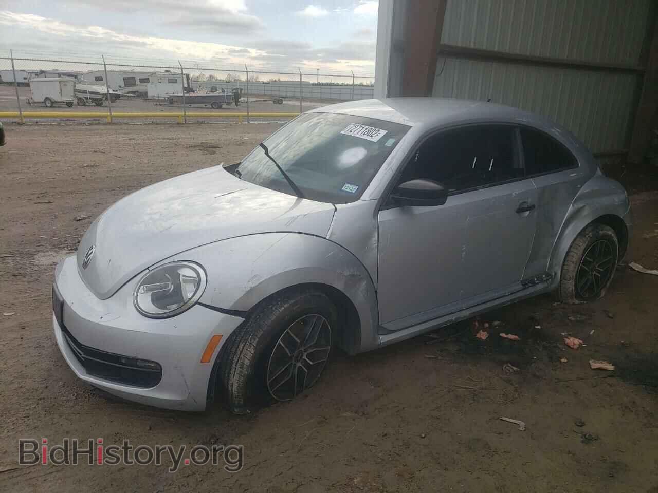 Фотография 3VWFP7AT3DM654563 - VOLKSWAGEN BEETLE 2013