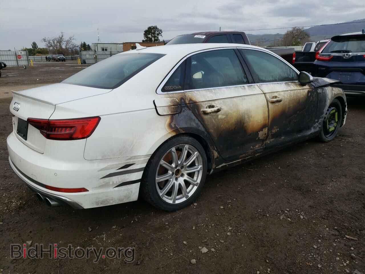 2018 AUDI S4/RS4 - VIN: WAUB4AF4XJA003140 - Фото 3