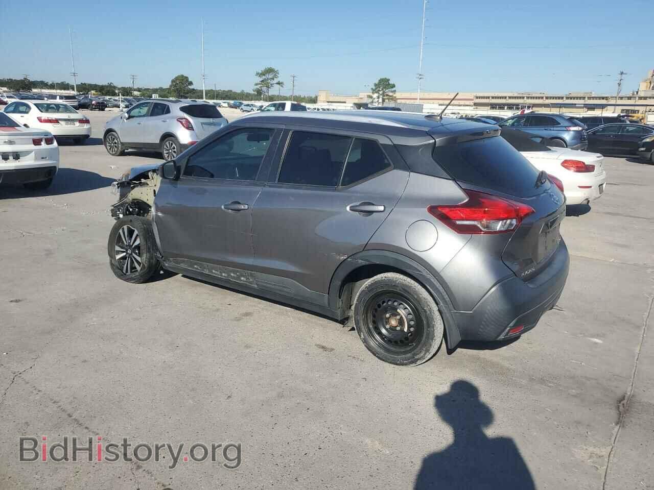 2019 NISSAN KICKS - VIN: 3N1CP5CU2KL511657 - Фото 2