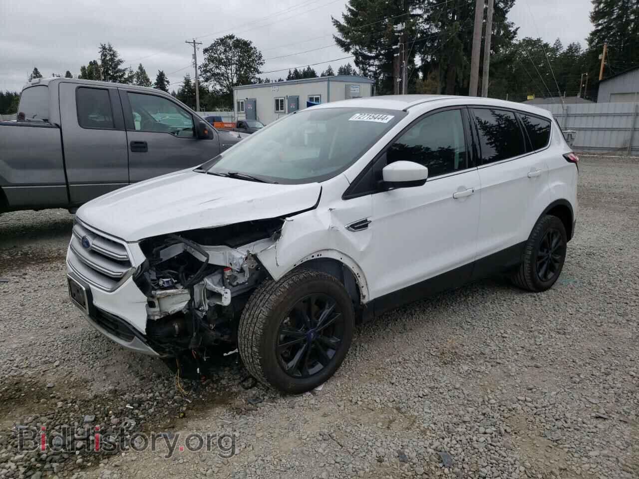 Фотография 1FMCU9G90HUC02900 - FORD ESCAPE 2017
