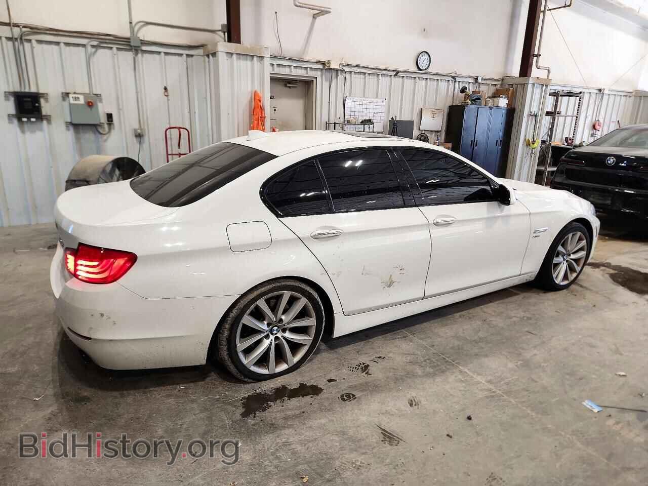 2011 BMW 5 SERIES - VIN: WBAFU7C58BC878546 - Фото 3