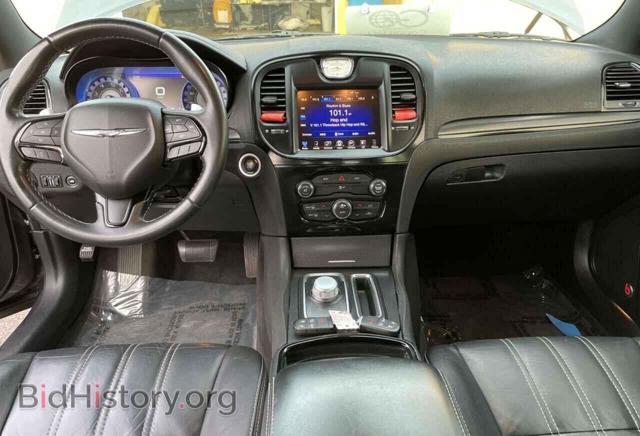 2015 CHRYSLER 300 - VIN: 2C3CCABG1FH881904 - Фото 9