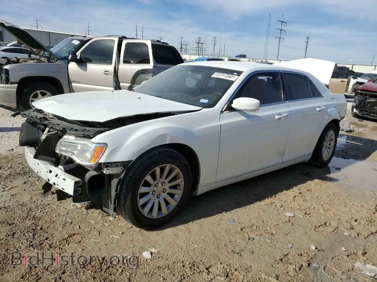 Фотография 2C3CCAAG1DH732343 - CHRYSLER 300 2013