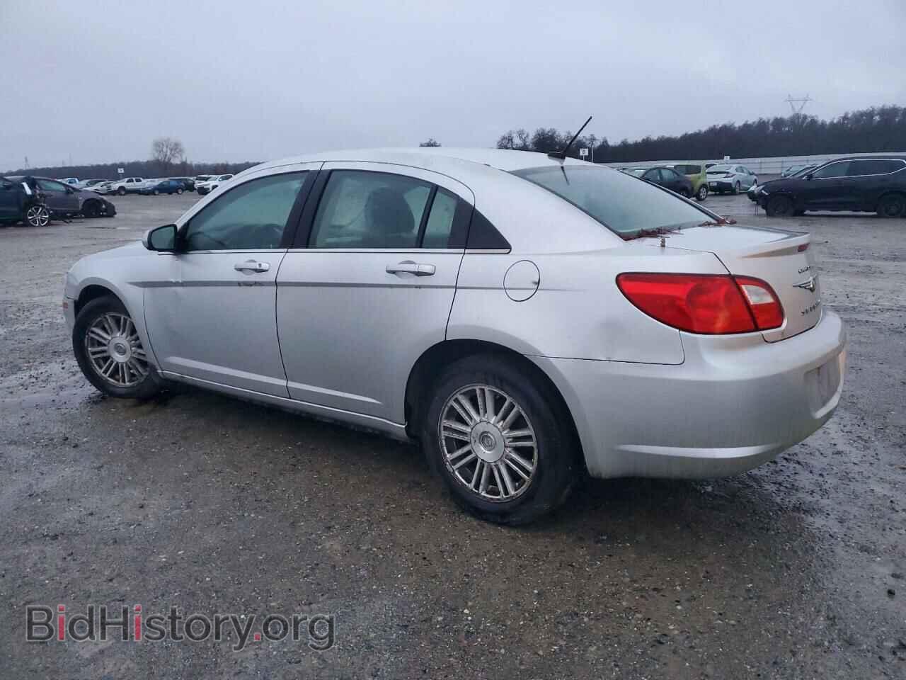 2009 CHRYSLER SEBRING - VIN: 1C3LC56D29N574521 - Фото 2