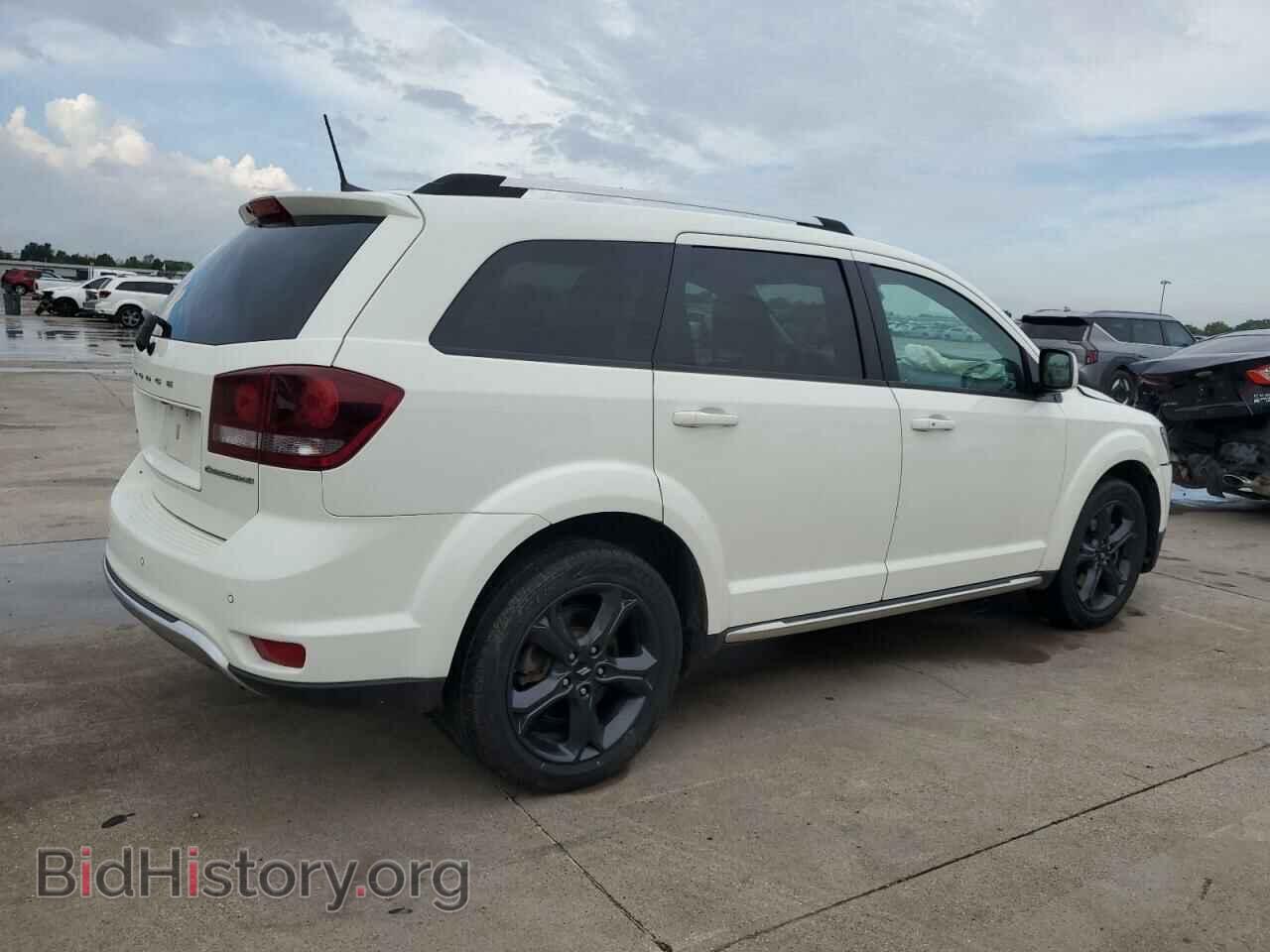 2020 DODGE JOURNEY - VIN: 3C4PDCGB1LT212974 - Фото 3
