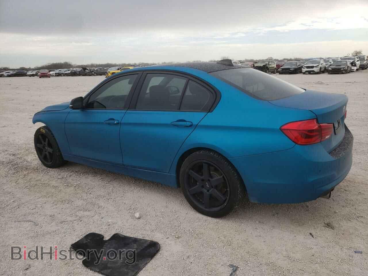 2016 BMW 3 SERIES - VIN: WBA8E1G57GNU12146 - Фото 2