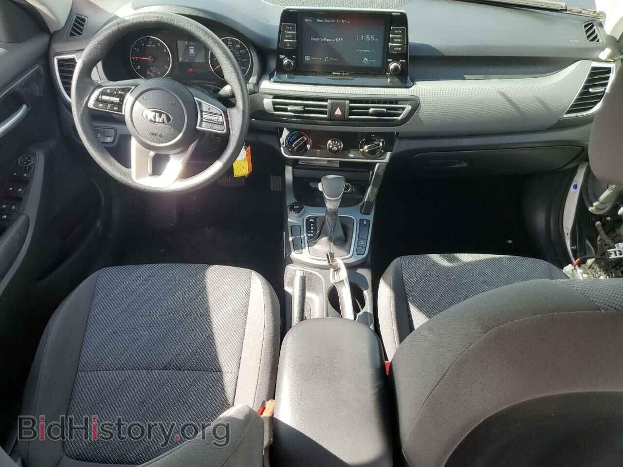 2021 KIA SELTOS - VIN: KNDEPCAA9M7167657 - Фото 8