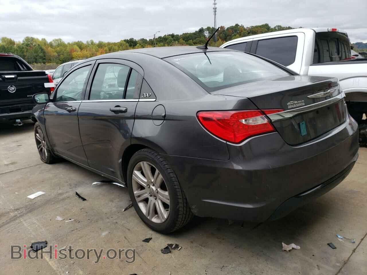 2014 CHRYSLER 200 - VIN: 1C3CCBBB5EN185577 - Фото 2