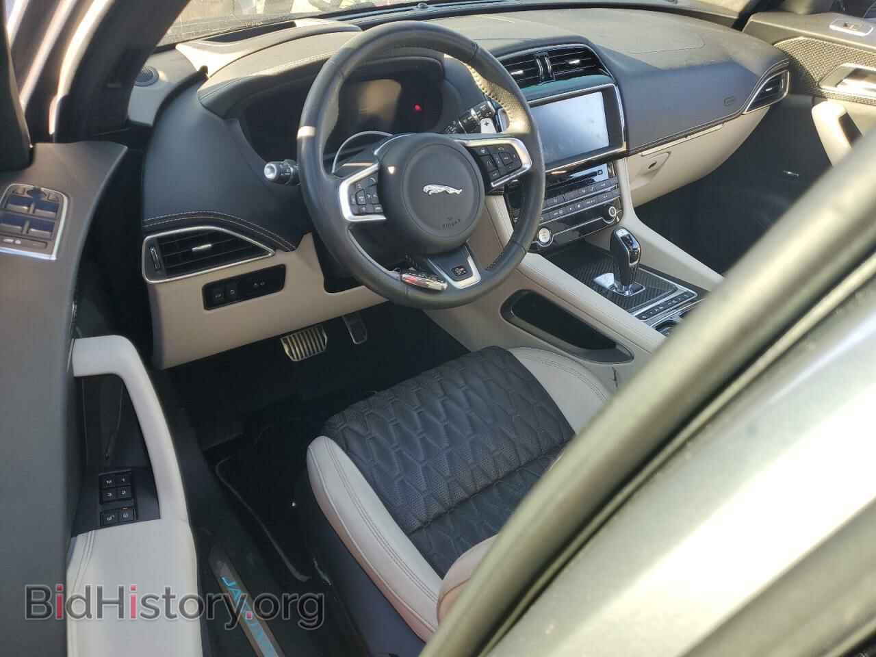2020 JAGUAR F-PACE - VIN: SADCZ2EEXLA625799 - Фото 8