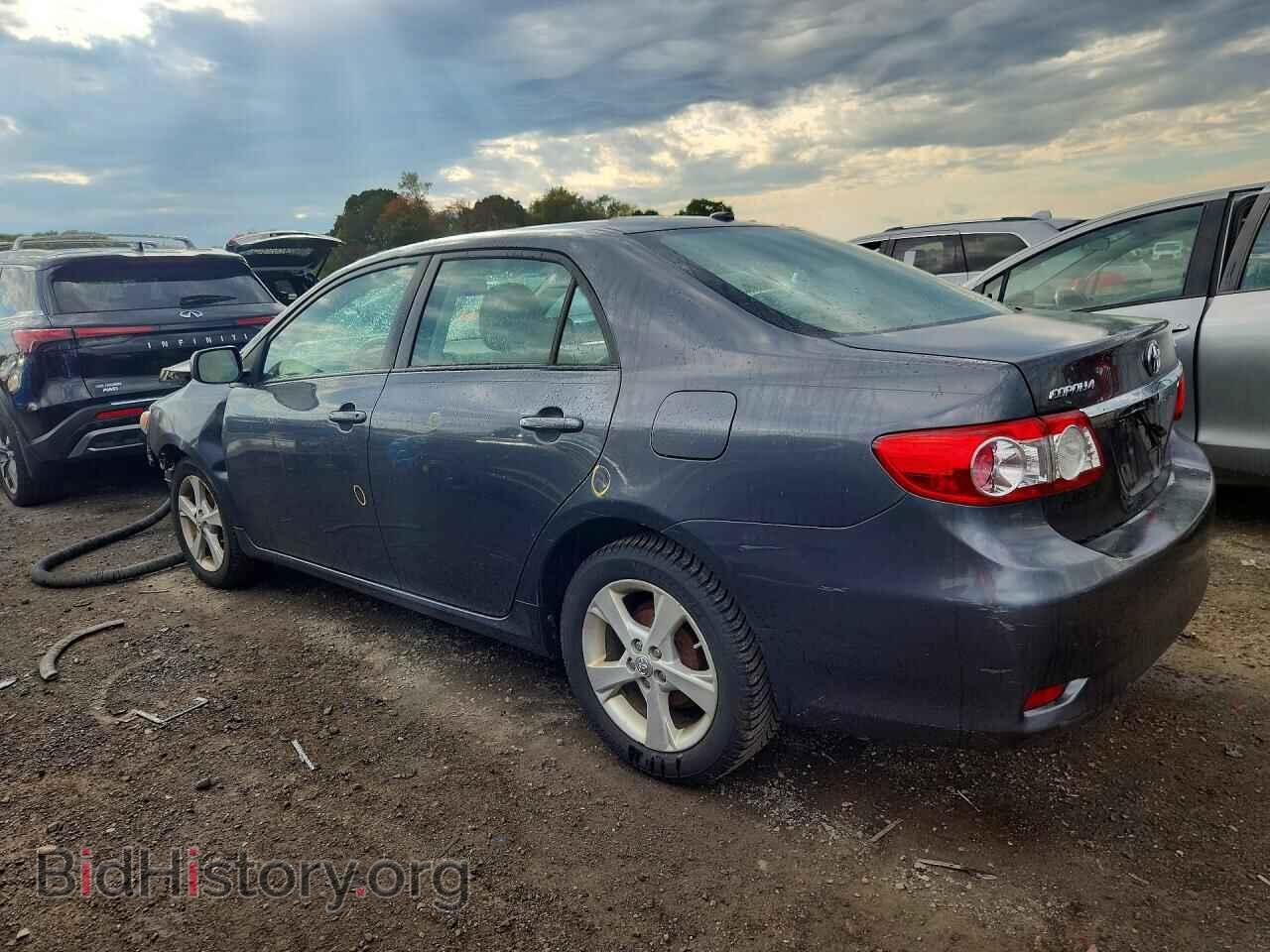 2011 TOYOTA COROLLA - VIN: 2T1BU4EE1BC606473 - Photo 2