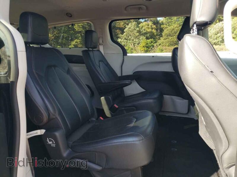 2019 Chrysler PACIFICA (VIN 2C4RC1BG4KR703477) — photo 11 of 13
