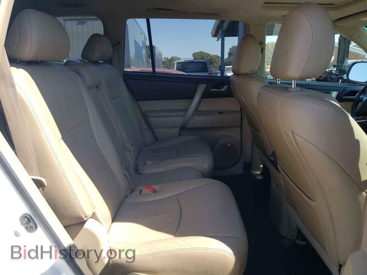 2011 TOYOTA HIGHLANDER - VIN: 5TDBK3EH4BS086819 - Фото 11