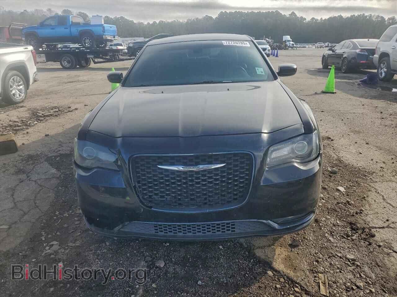 2019 CHRYSLER 300 - VIN: 2C3CCABG3KH625936 - Фото 5