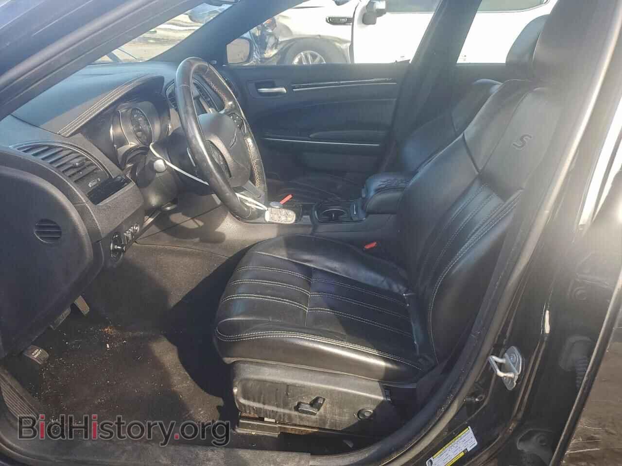 2019 CHRYSLER 300 - VIN: 2C3CCABG3KH625936 - Фото 7