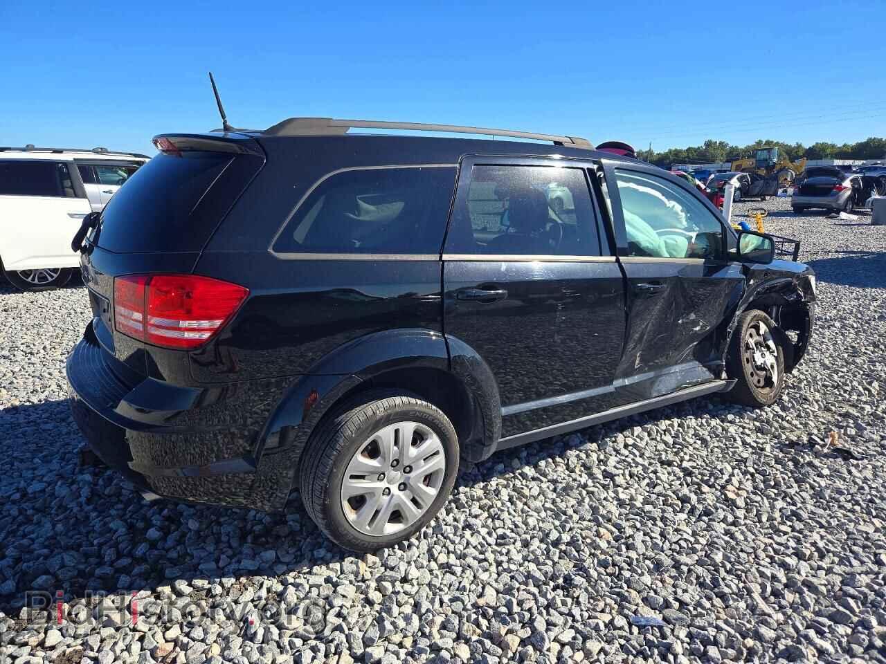2020 DODGE JOURNEY - VIN: 3C4PDCAB2LT261898 - Фото 3