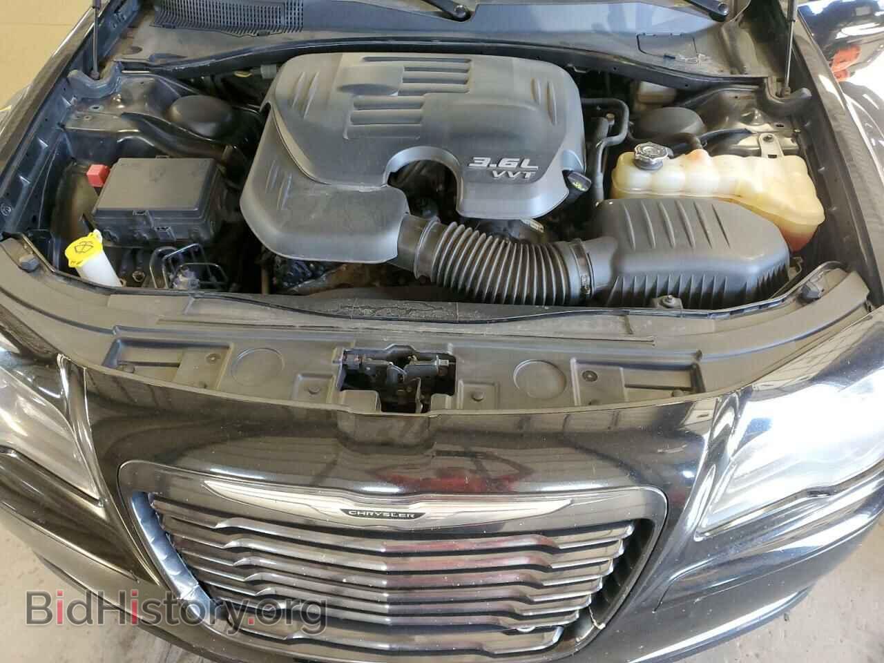 2014 CHRYSLER 300 - VIN: 2C3CCAGG3EH357368 - Фото 11