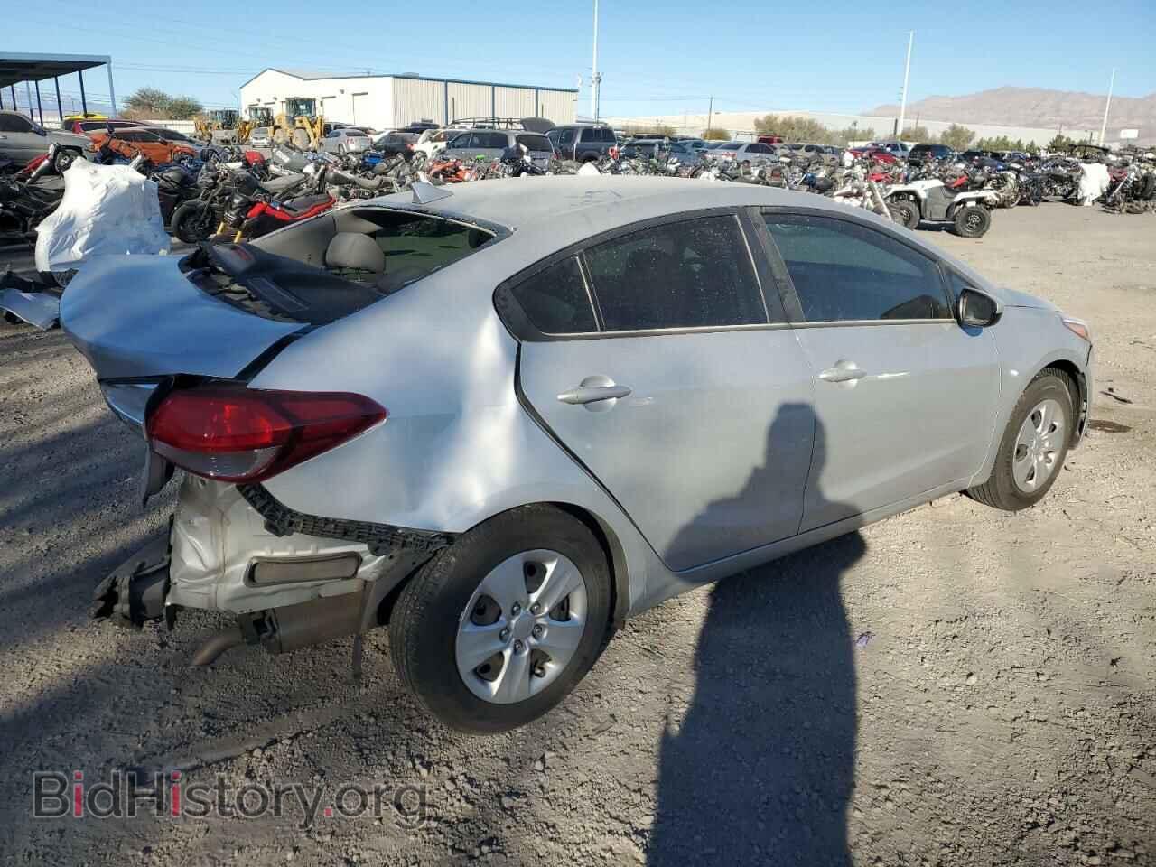 2017 KIA FORTE - VIN: 3KPFK4A73HE130266 - Фото 3