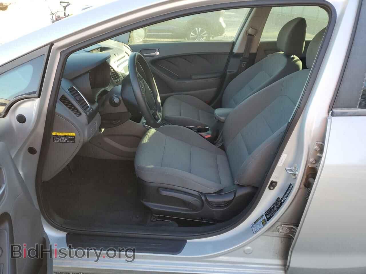 2017 KIA FORTE - VIN: 3KPFK4A73HE130266 - Фото 7