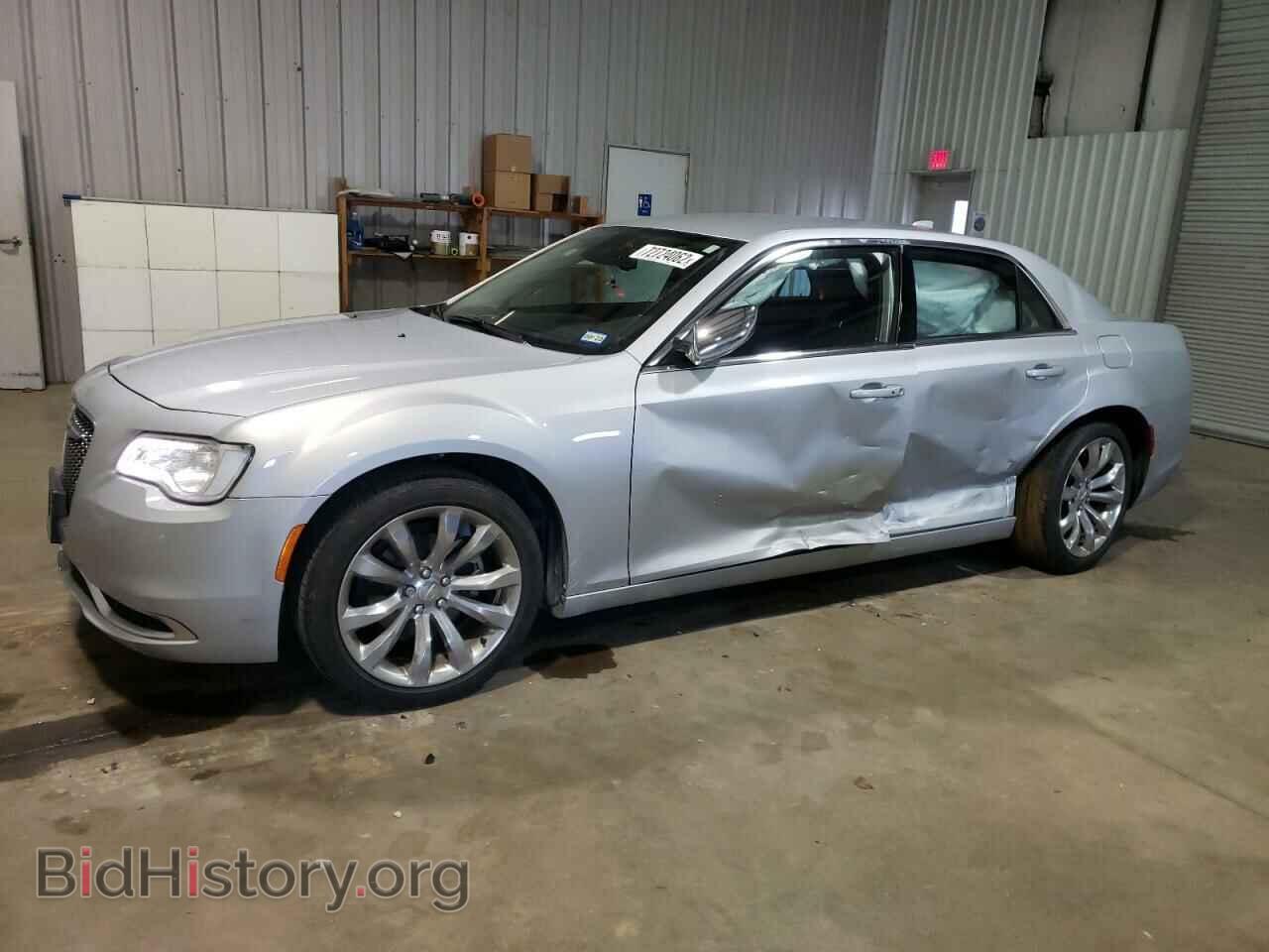 Фотография 2C3CCAAG9MH617358 - CHRYSLER 300 2021