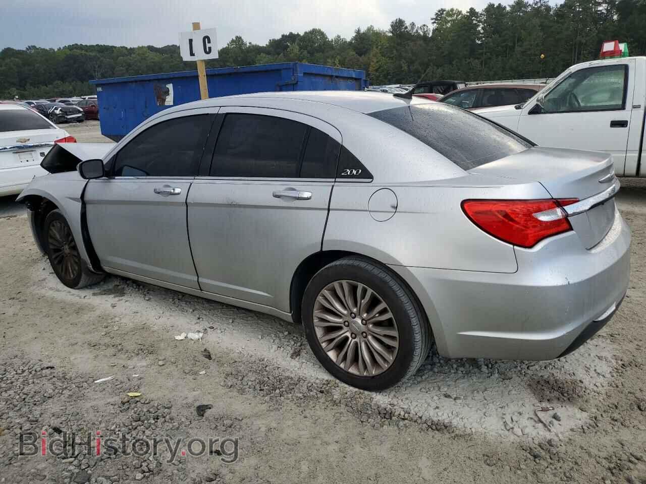2012 CHRYSLER 200 - VIN: 1C3CCBCB9CN121568 - Фото 2