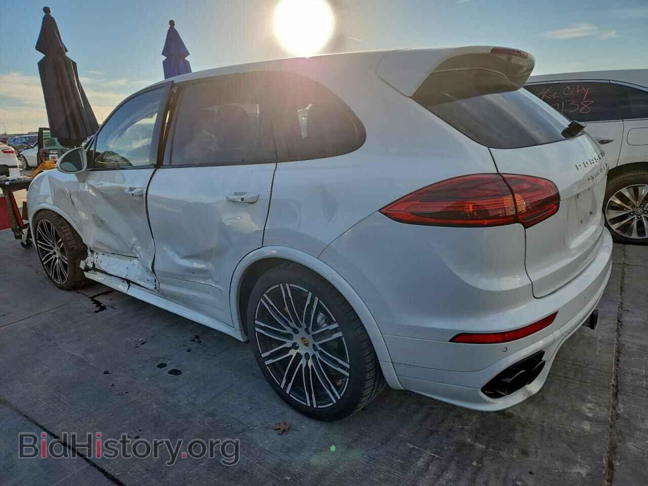 2016 PORSCHE CAYENNE - VIN: WP1AC2A2XGLA86190 - Фото 2