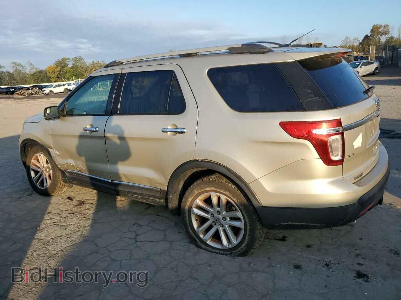 2011 FORD EXPLORER - VIN: 1FMHK8D85BGA74810 - Фото 2