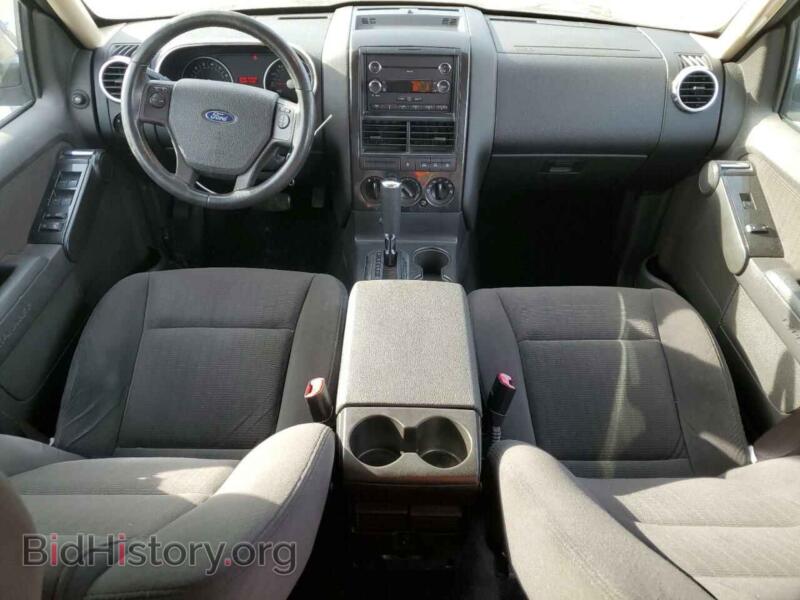 2010 Ford EXPLORER (VIN 1FMEU7DE8AUA85796) — фото 8 из 13