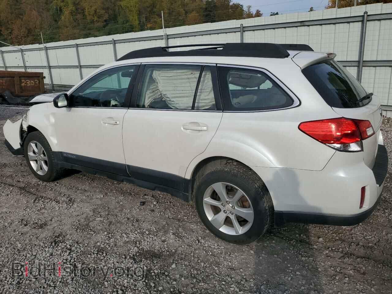 2014 SUBARU OUTBACK - VIN: 4S4BRCAC5E3309814 - Фото 2