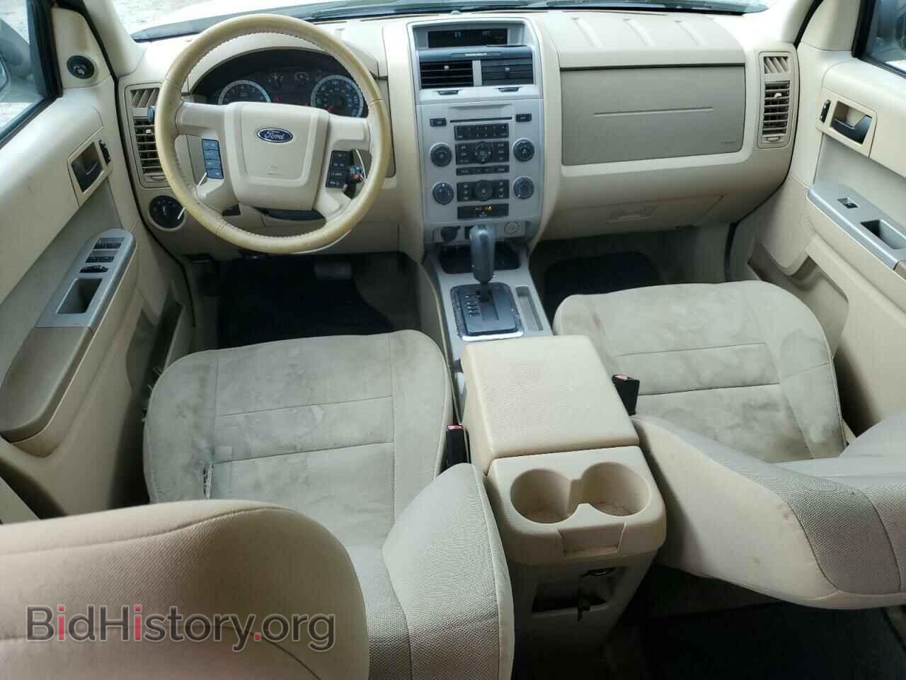 2011 FORD ESCAPE - VIN: 1FMCU0DG0BKC48020 - Фото 8