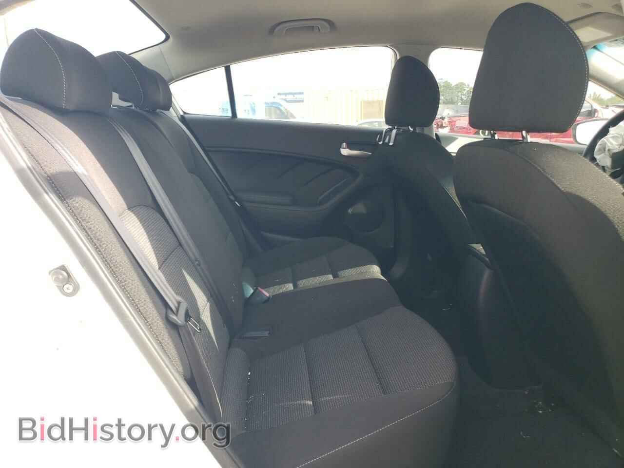 2017 KIA FORTE - VIN: 3KPFK4A74HE120703 - Фото 10