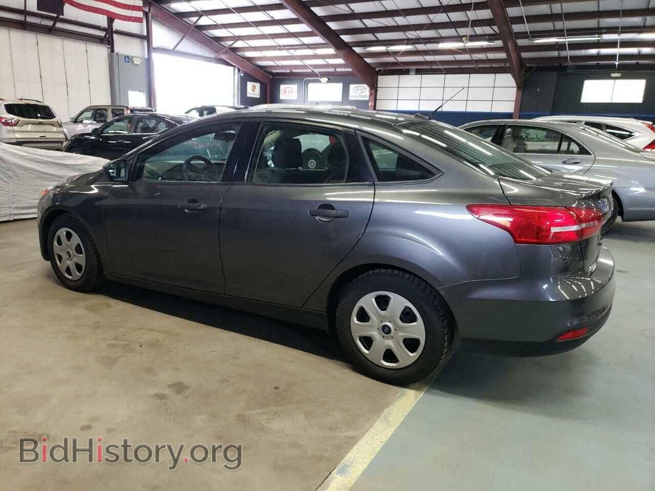 2018 FORD FOCUS - VIN: 1FADP3E28JL208142 - Photo 2