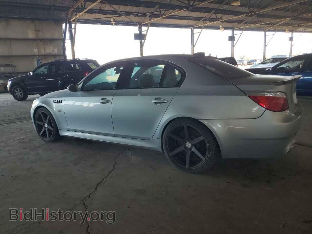 2006 BMW M5 - VIN: WBSNB93506B581209 - Фото 2
