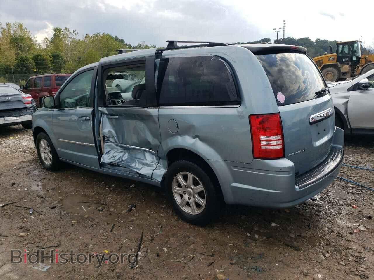 2010 CHRYSLER MINIVAN - VIN: 2A4RR5D1XAR347673 - Фото 2