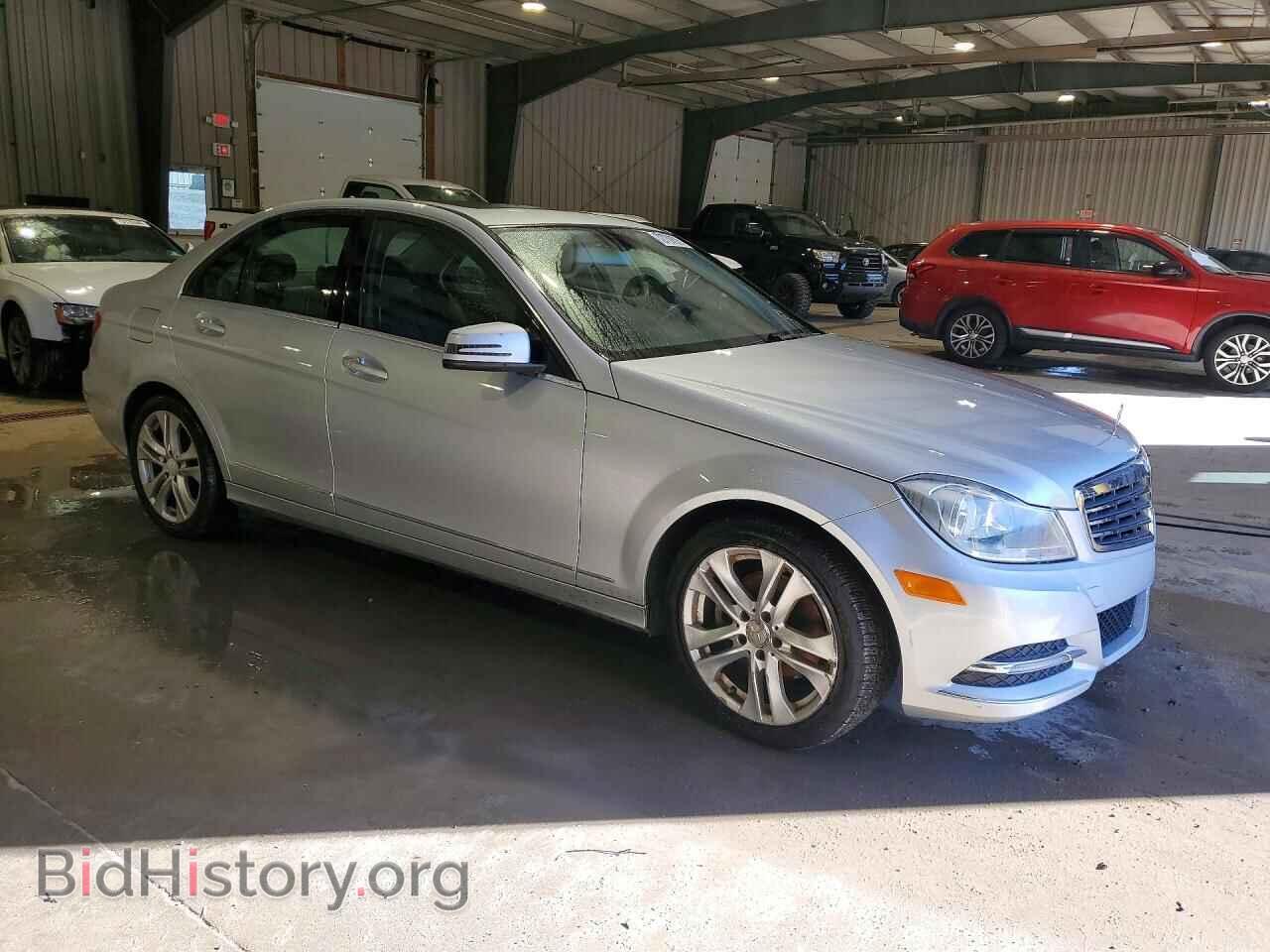 2013 MERCEDES-BENZ C-CLASS - VIN: WDDGF4HB9DR294709 - Photo 4