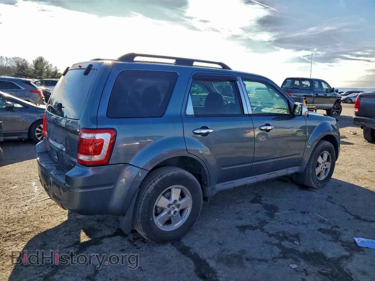 2010 FORD ESCAPE - VIN: 1FMCU9D73AKC91155 - Фото 3