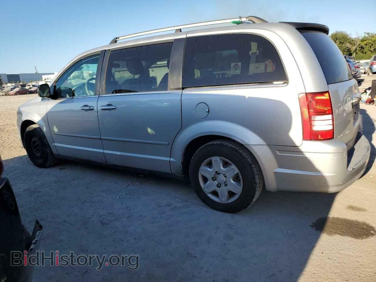 2009 CHRYSLER MINIVAN - VIN: 2A8HR44E39R597176 - Фото 2