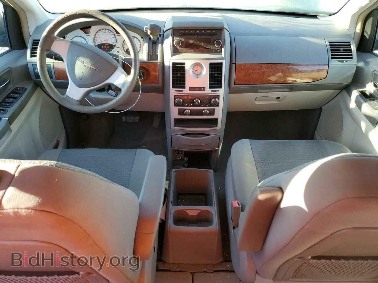2009 CHRYSLER MINIVAN - VIN: 2A8HR44E39R597176 - Фото 8