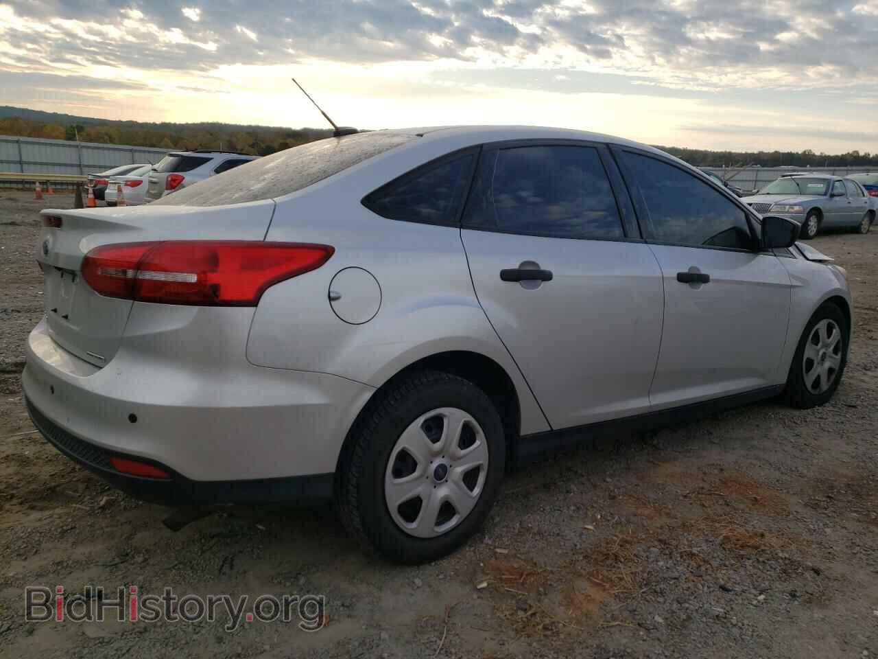2016 FORD FOCUS - VIN: 1FADP3E20GL352986 - Фото 3